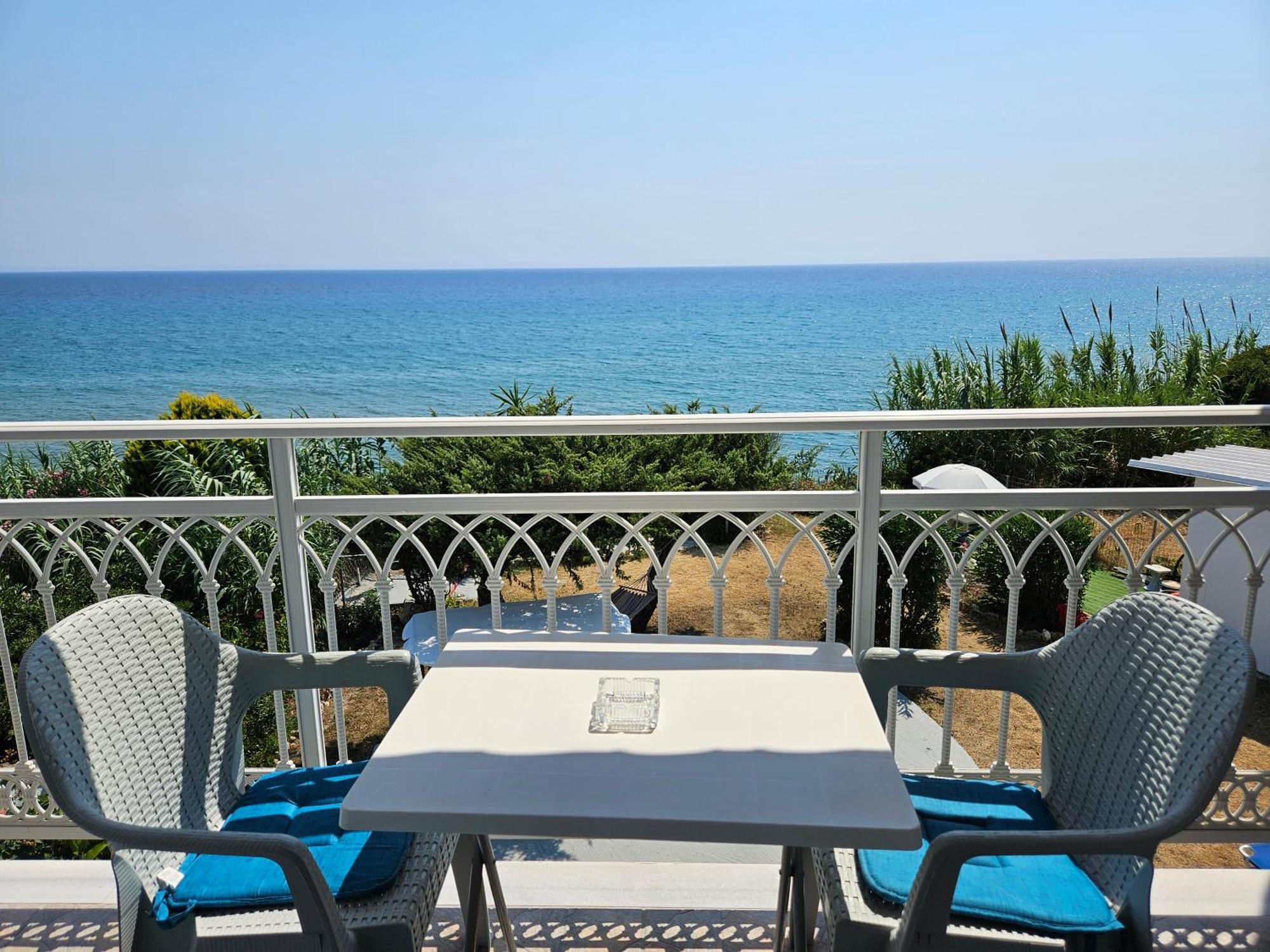 Leta Apartments Agios Georgios  Exteriér fotografie