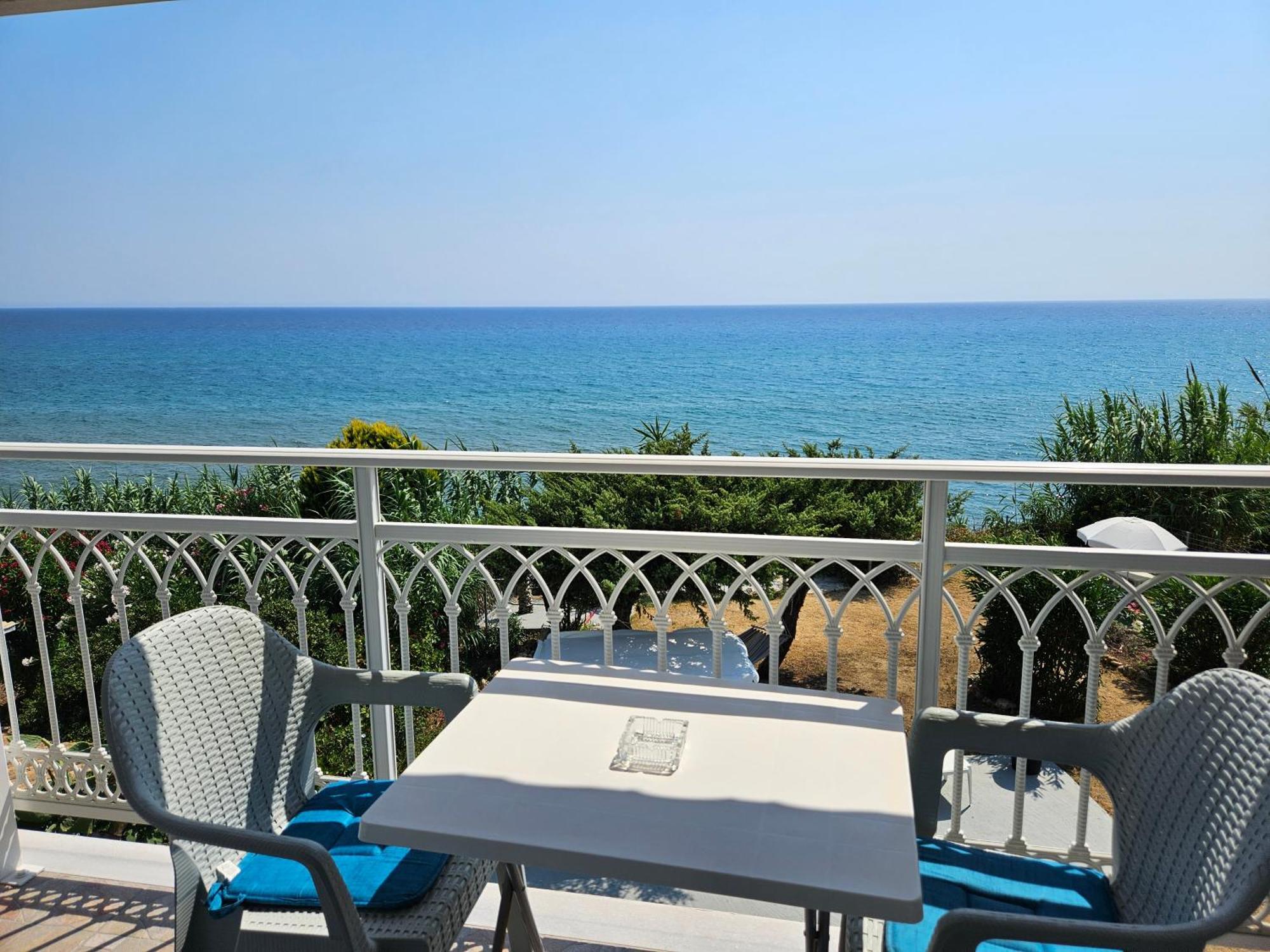 Leta Apartments Agios Georgios  Exteriér fotografie